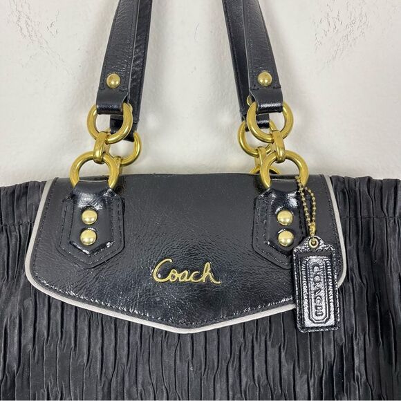Coach Ashley Carryall Black Pleated Tote Bag Gold Hardware & Patent Leather - Picture 3 of 8